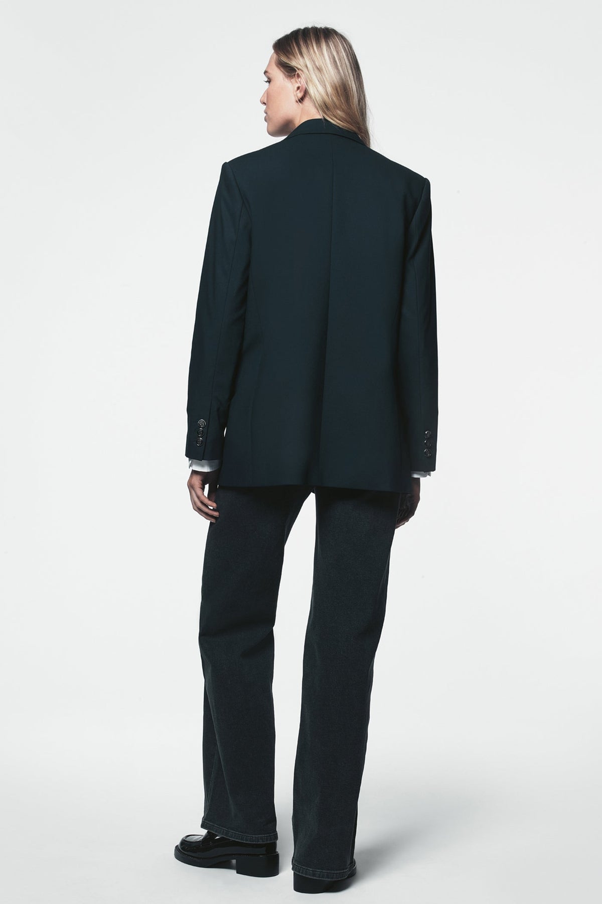 TWO BUTTON BLAZER