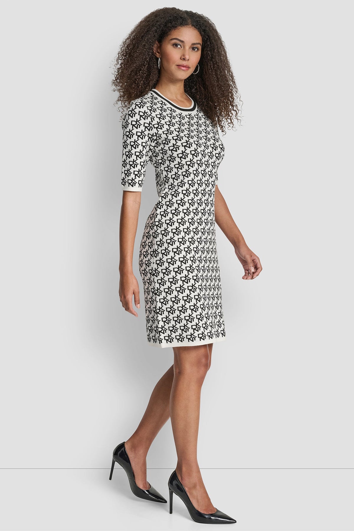 SHORT SLEEVE LOGO INTARSIA SWEATER DRESS