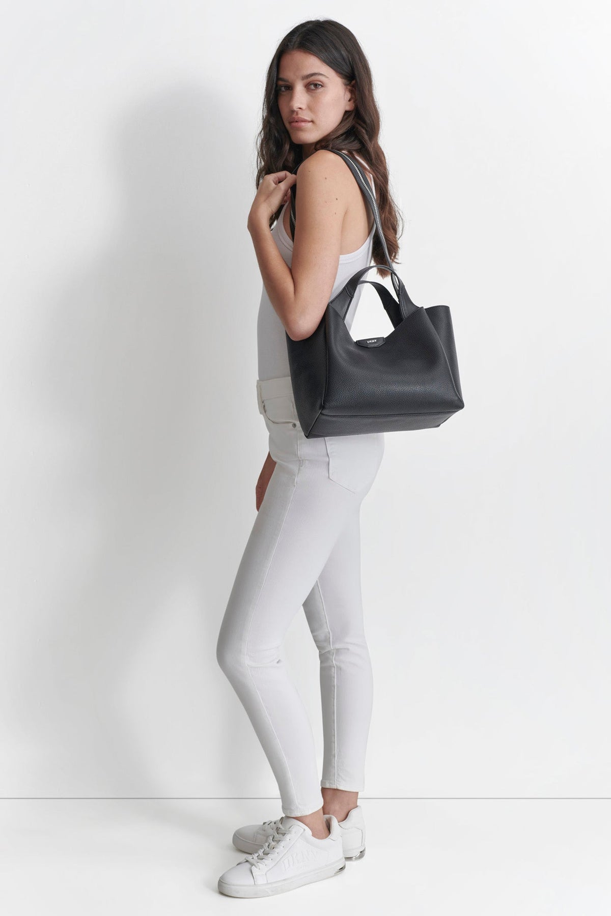 WILLA SATCHEL