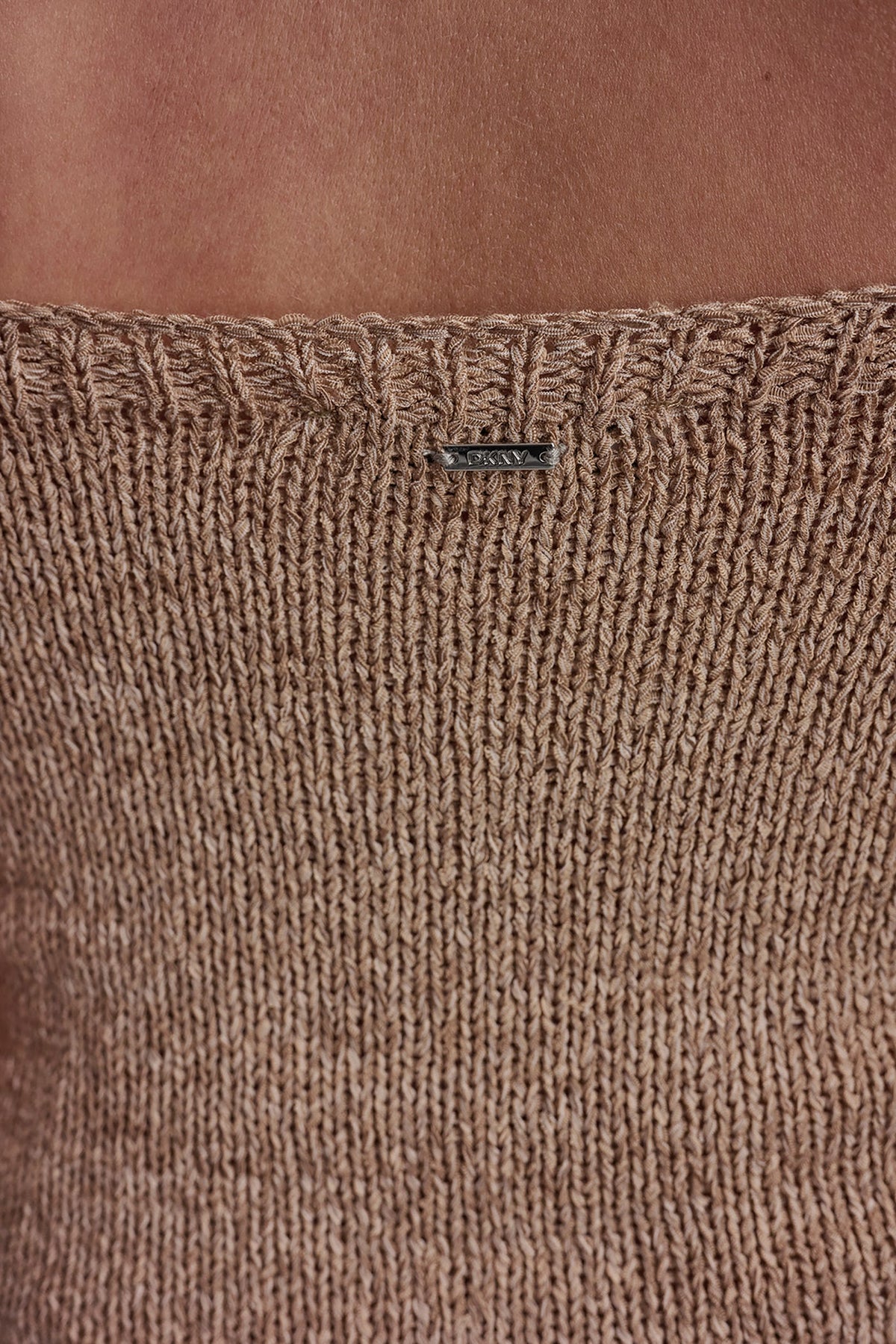 CURVED HEM RIB DETAIL CAMI