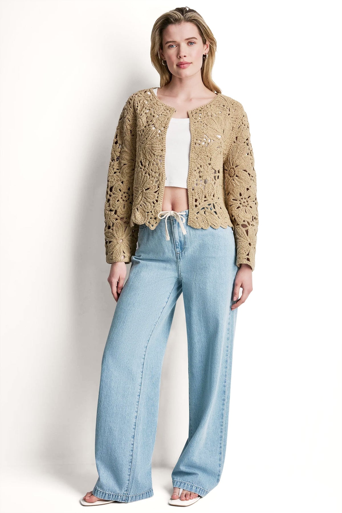 FLORAL CROCHET CARDIGAN WITH SCALLOP HEM