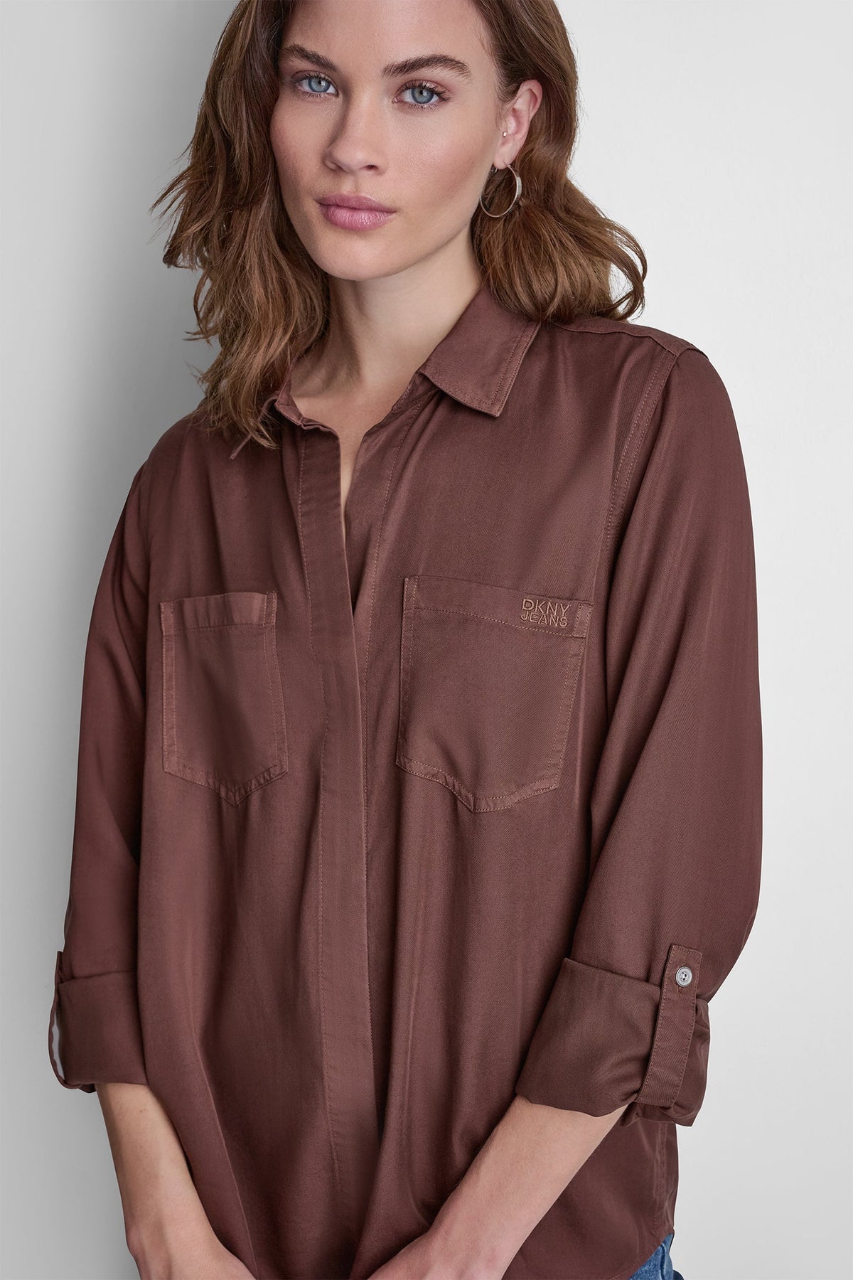 GARMENT DYE SPLIT BACK SHIRT