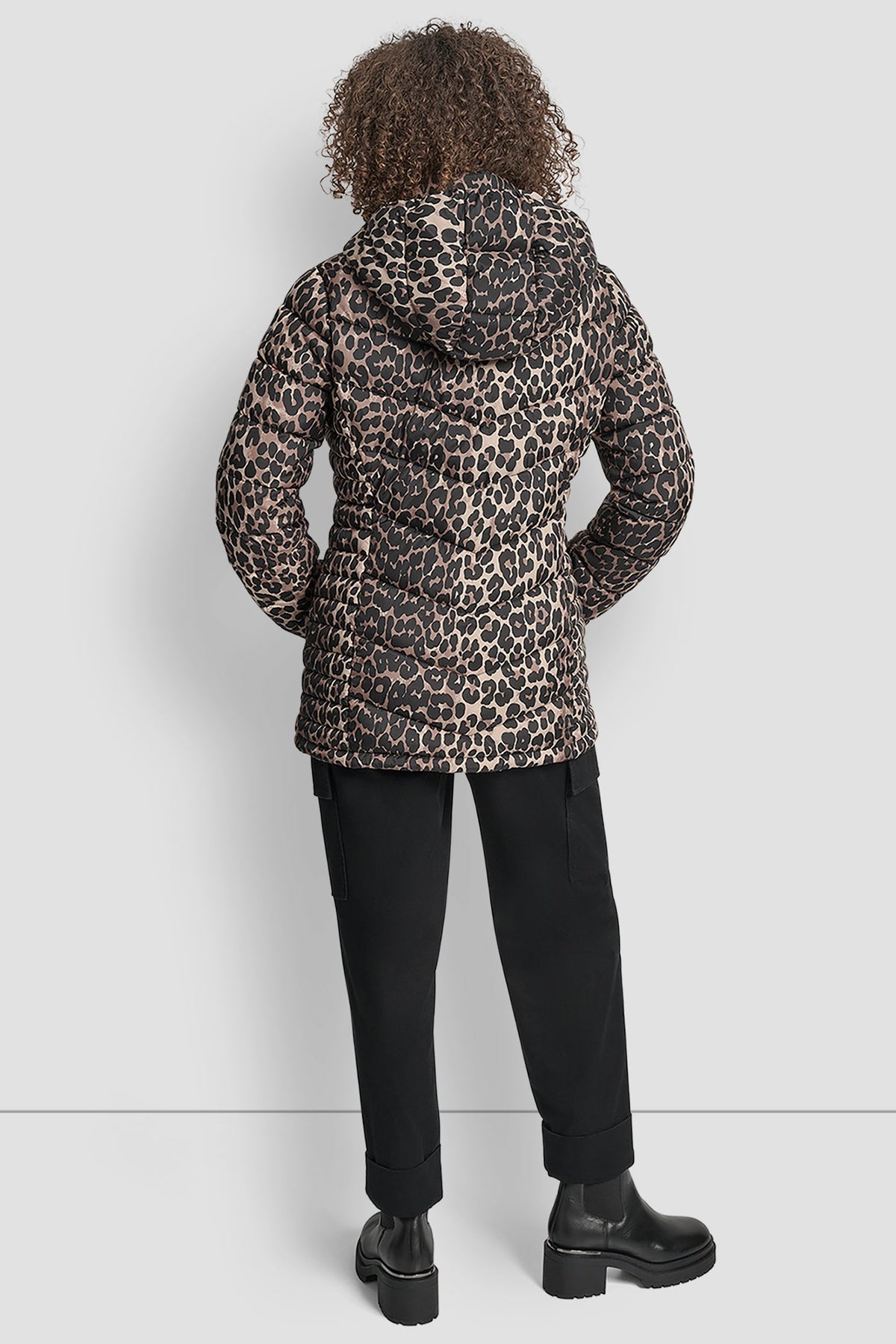 LIGHTWEIGHT PUFFER JACKET