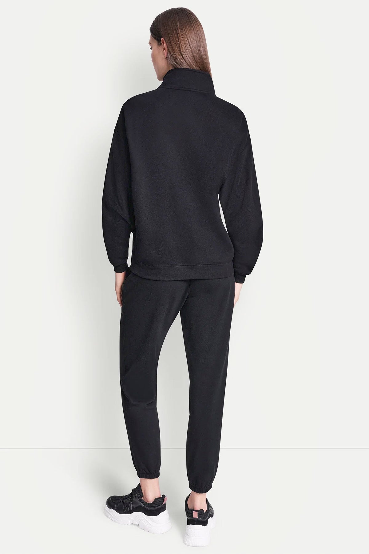 LOGO QUARTER-ZIP SWEATSHIRT