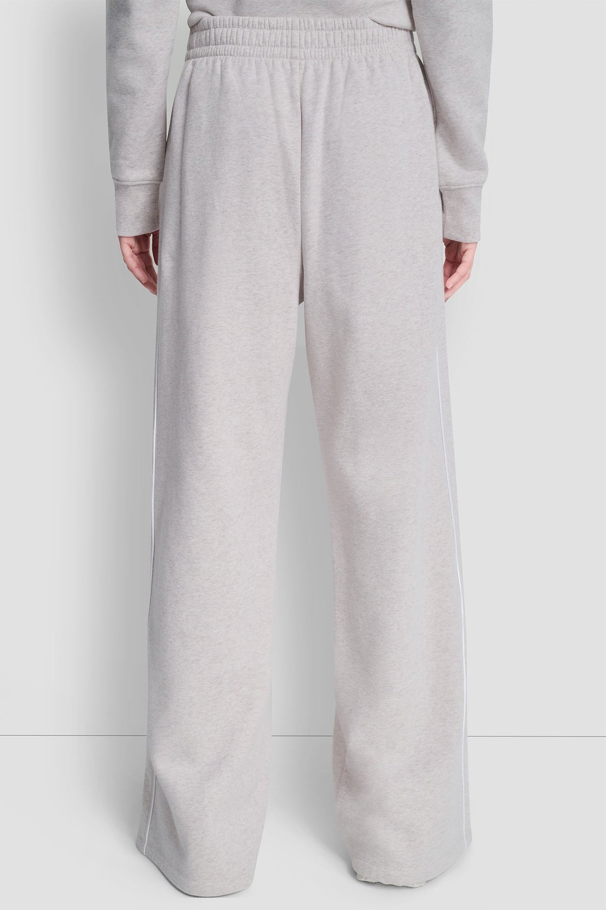 HIGH-RISE PIPED TRACK PANTS
