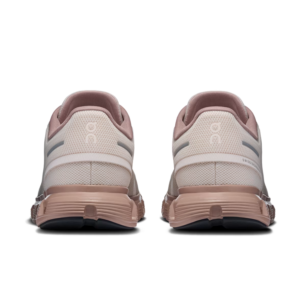 Women's Cloud 6